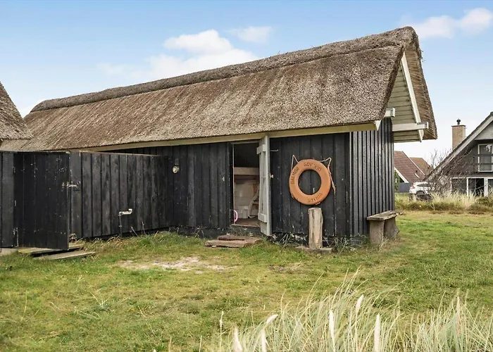 6645-hvide-sande-nymandsbjerg-10 * Bjerregård